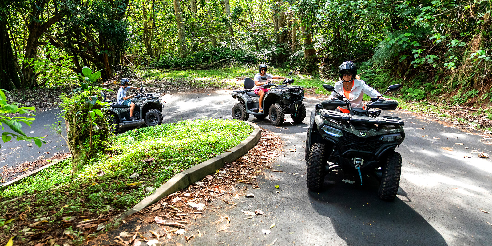 En Quad, découvrez les chemins de Moorea